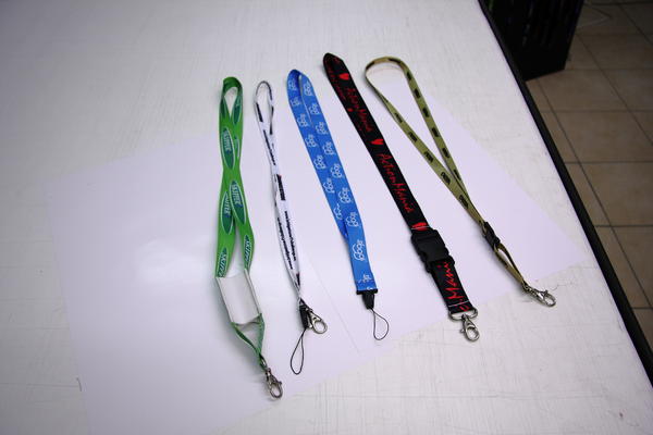 Lanyards laccetti portabdge